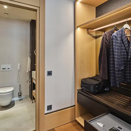 Ξενοδοχείο Four-g Premium 3*