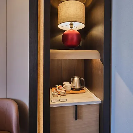 Hotel Four-g Premium