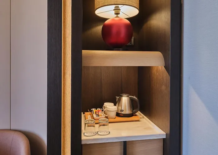 Hotel Four-g Premium