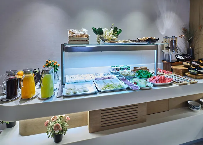 Four-g Premium Hotel